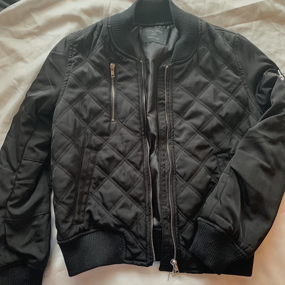 BLACK BOMBER JACKET